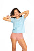 Camiseta Tshirt Yoga Changed, modelo básico en color celeste Ice Water de Yogimi. Camiseta manga corta homenaje a amantes del yoga. Bordada con la frase "Yoga Changed My Life".