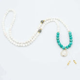Collar Japa Mala de labradorita, piedra lunar y turquesa con detalles de oro de 18k