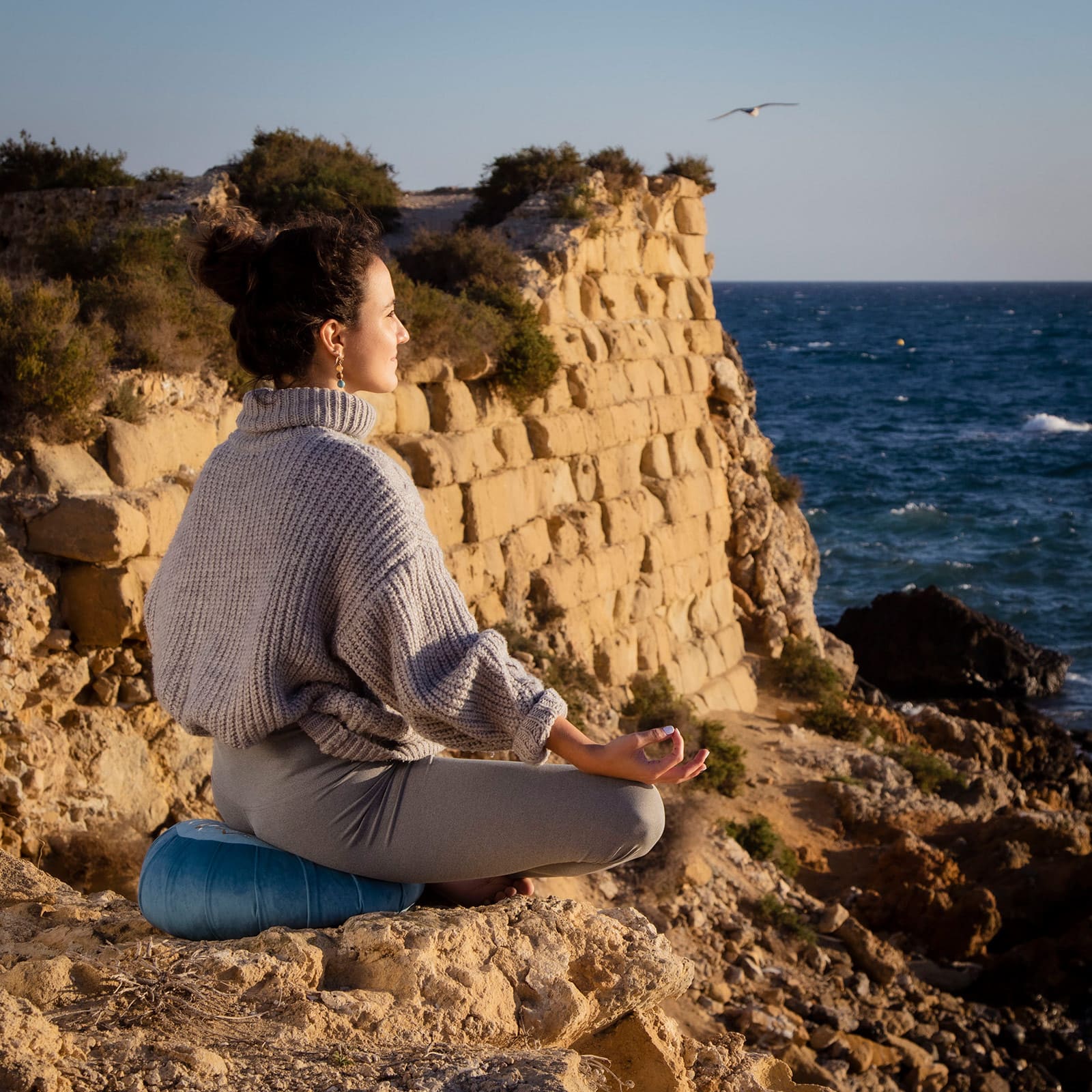 Comprar zafú de meditación de Patry Montero color azul.