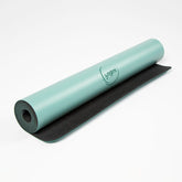 Comprar esterilla de alineación para yoga, tipo supergrip recomendada por profesores de Yoga. Modelo Ujjayi de Yogimi by Patry Montero.