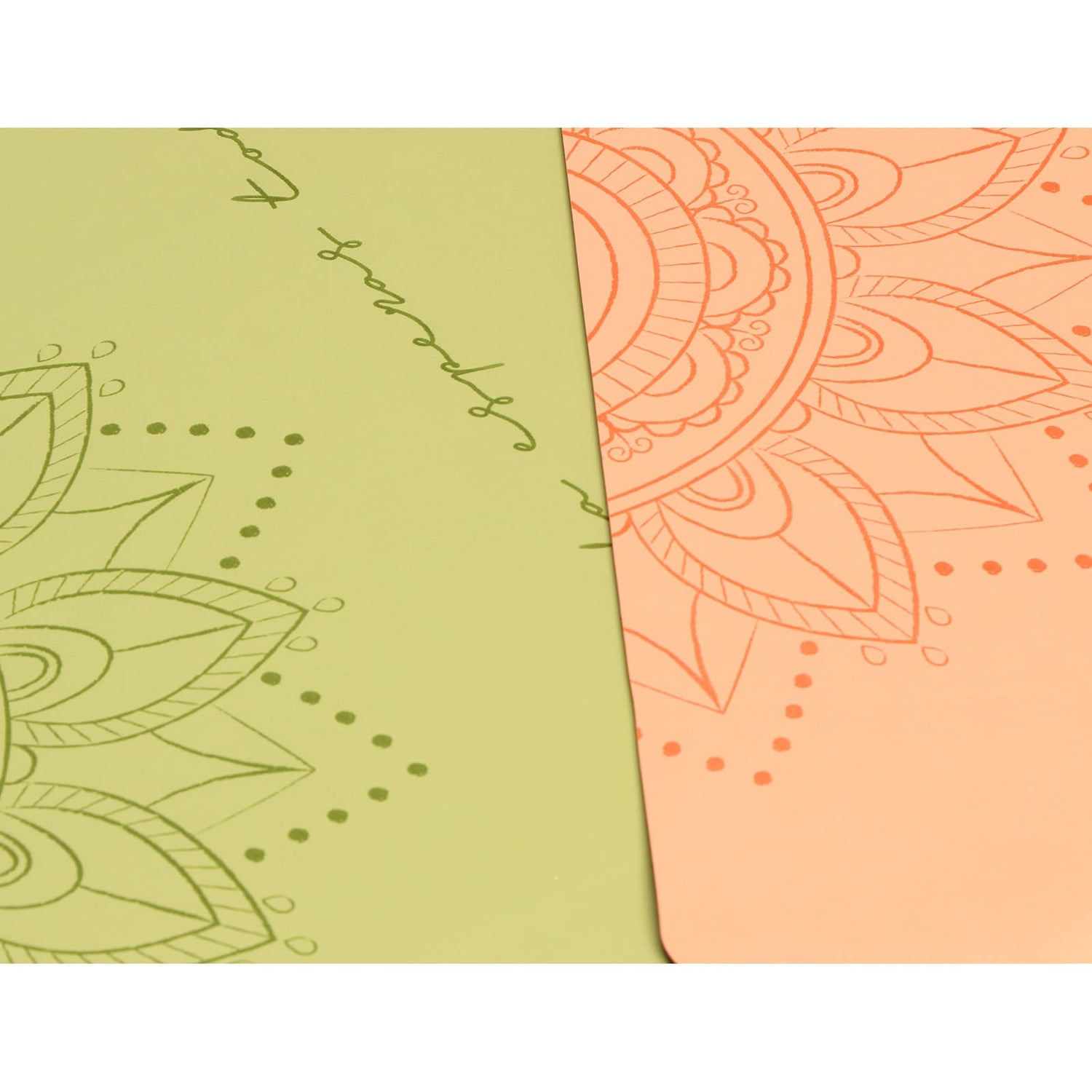 Mini esterilla pad de yoga para viajar. Color coral con mandala de Patry Montero Yogimi.
