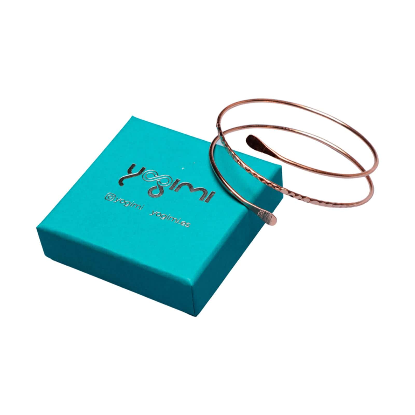 Regalar Brazalete de Patry Montero en metal rosado para el verano de Yogimi.