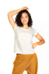 Camiseta Tshirt Yoga Changed, modelo básico en color blanco Coconut Milk de Yogimi. Camiseta manga corta homenaje a amantes del yoga. Bordada con la frase "Yoga Changed My Life".