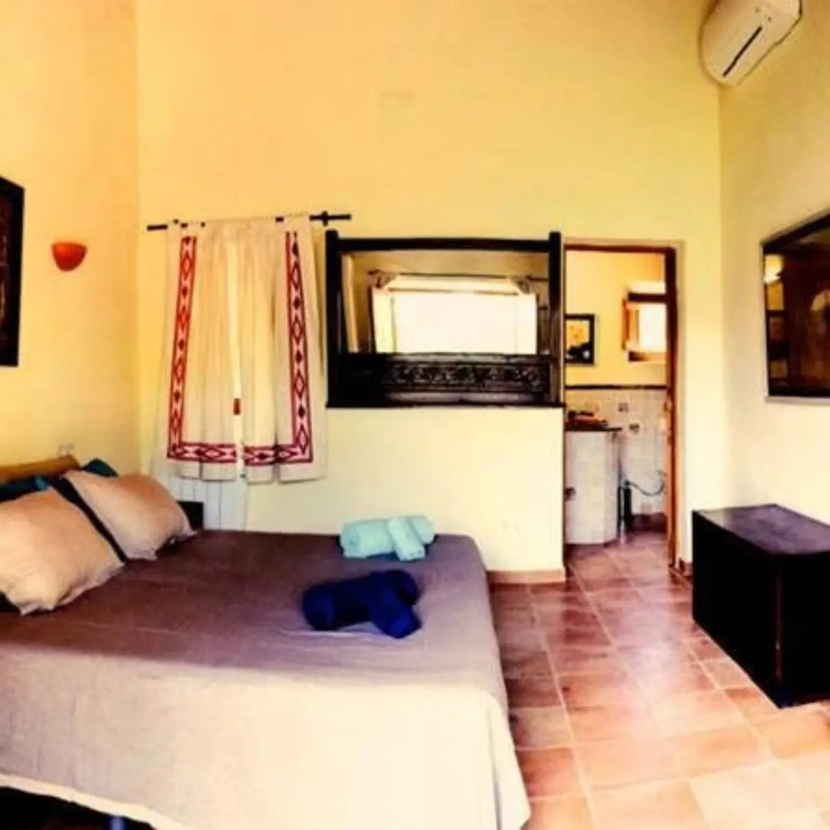 casa-mallorca-sa-fita-dormitorio.webp__PID:748ea1d6-9ccf-4eb9-b560-1e2f86b11fac