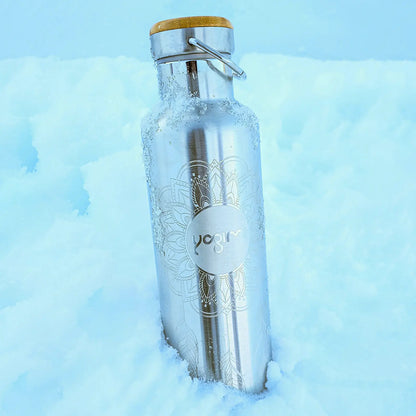 Botella ecológica térmica que mantiene el frío y el calor. 