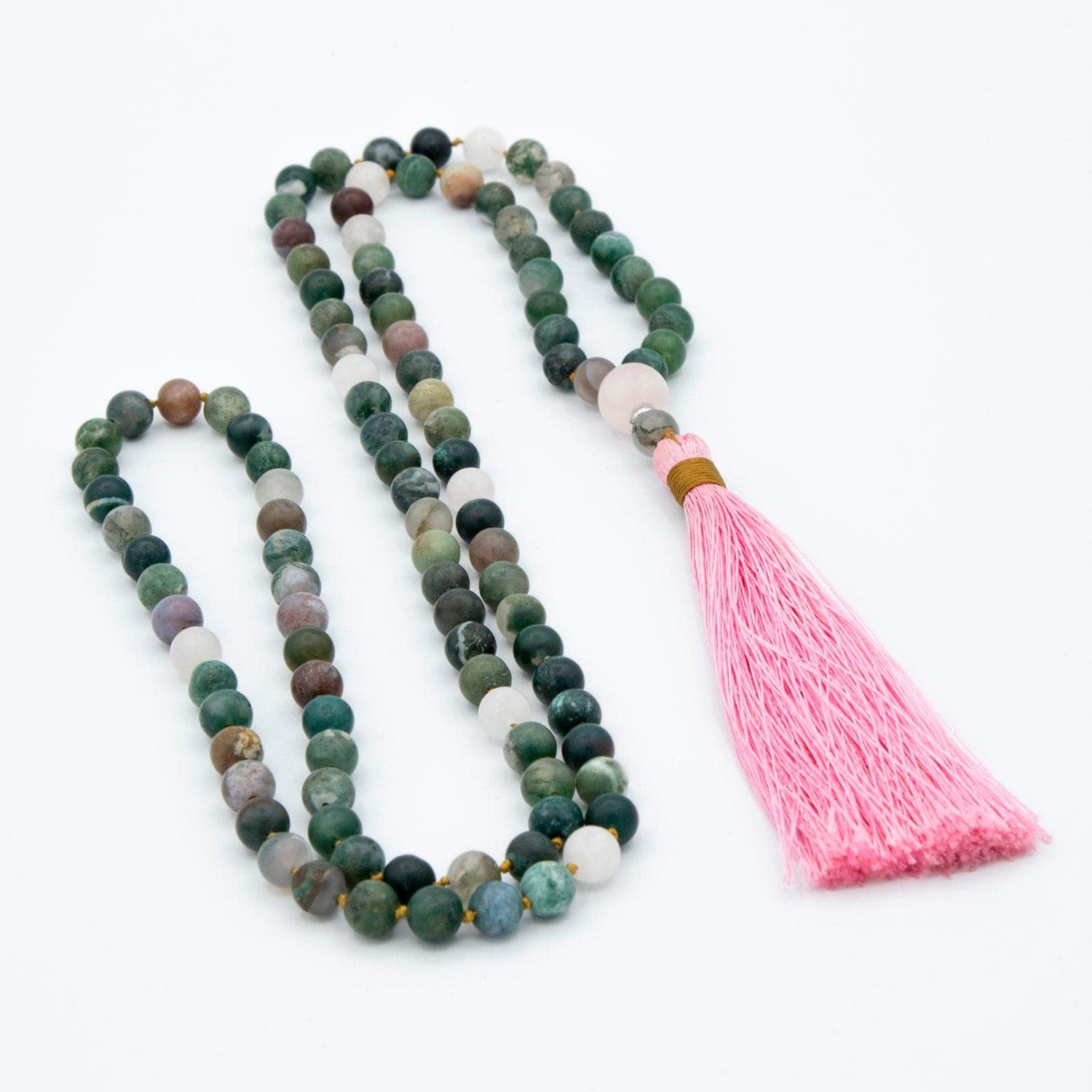 Comprar japa mala y almohadilla de ojos para meditar de Patry Montero. Almohadilla Green Olive y Japa Mala Esperanza. 